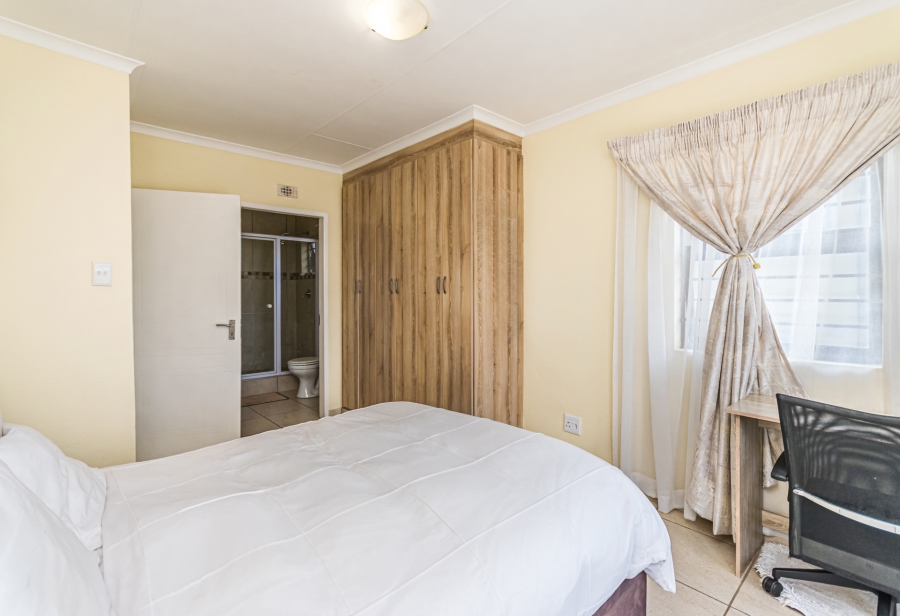 3 Bedroom Property for Sale in Mindalore Gauteng