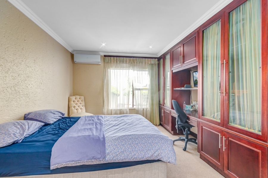 4 Bedroom Property for Sale in River Club Gauteng