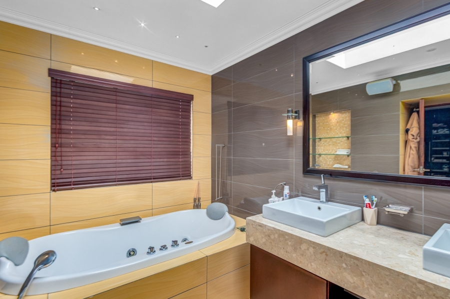 4 Bedroom Property for Sale in River Club Gauteng
