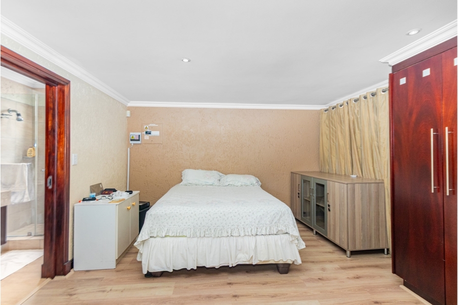 4 Bedroom Property for Sale in River Club Gauteng