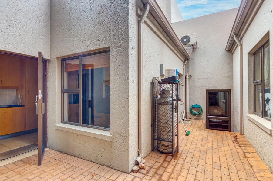 4 Bedroom Property for Sale in River Club Gauteng