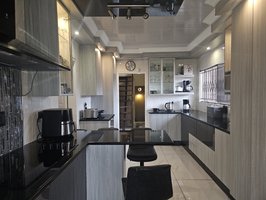 4 Bedroom Property for Sale in Eden Glen Gauteng