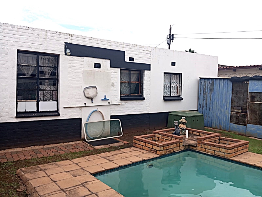 3 Bedroom Property for Sale in Roodepoort West Gauteng