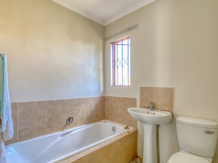 3 Bedroom Property for Sale in Groblerpark Gauteng