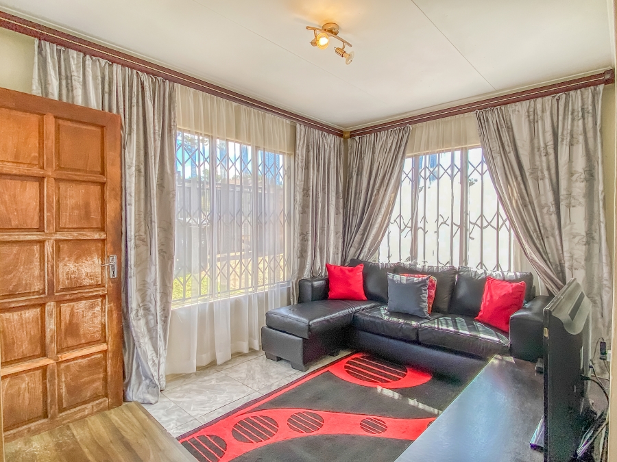 3 Bedroom Property for Sale in Groblerpark Gauteng