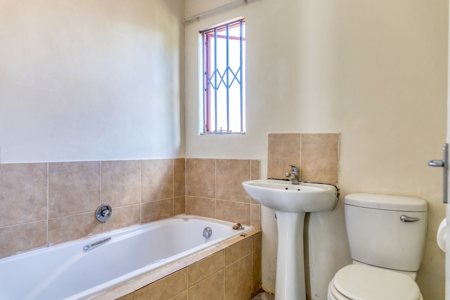 3 Bedroom Property for Sale in Groblerpark Gauteng
