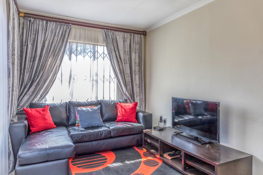 3 Bedroom Property for Sale in Groblerpark Gauteng