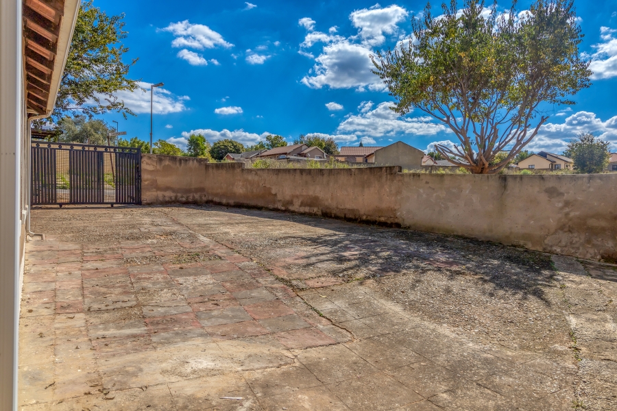 3 Bedroom Property for Sale in Groblerpark Gauteng