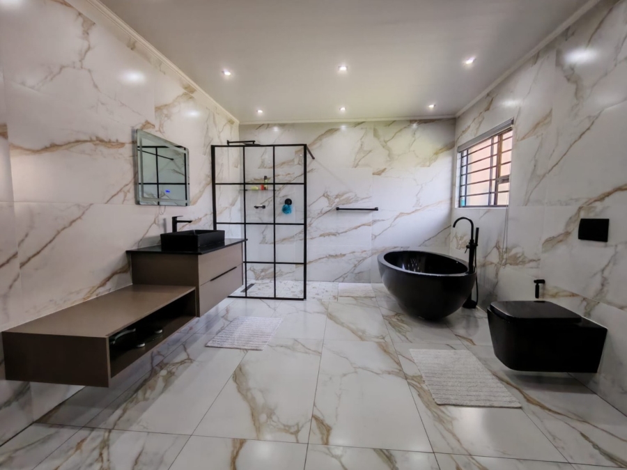 4 Bedroom Property for Sale in Arcon Park Gauteng