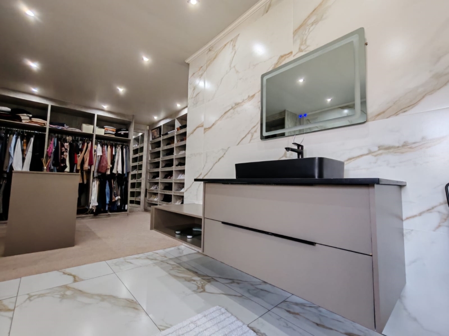 4 Bedroom Property for Sale in Arcon Park Gauteng