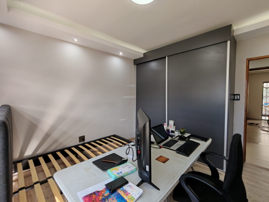 4 Bedroom Property for Sale in Arcon Park Gauteng