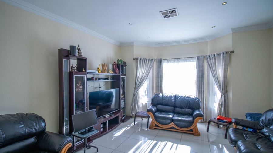 5 Bedroom Property for Sale in Kyalami Glen Estate Gauteng