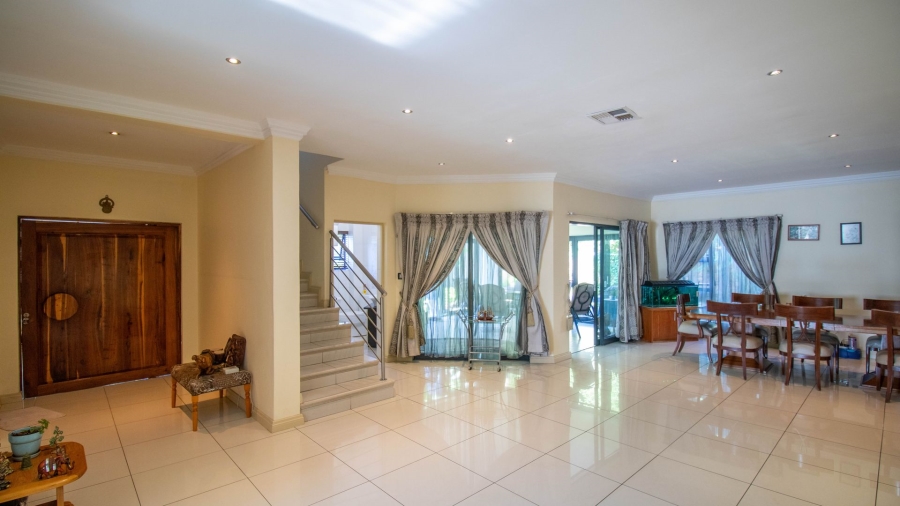 5 Bedroom Property for Sale in Kyalami Glen Estate Gauteng