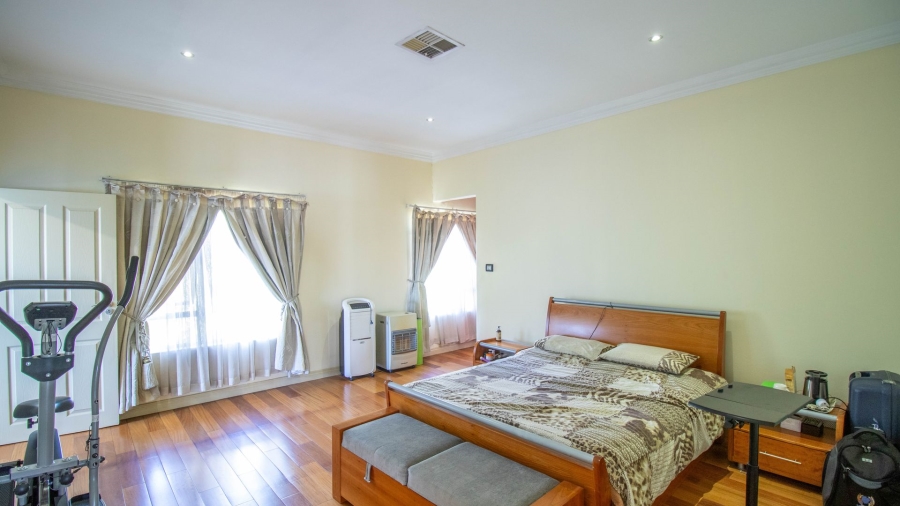 5 Bedroom Property for Sale in Kyalami Glen Estate Gauteng