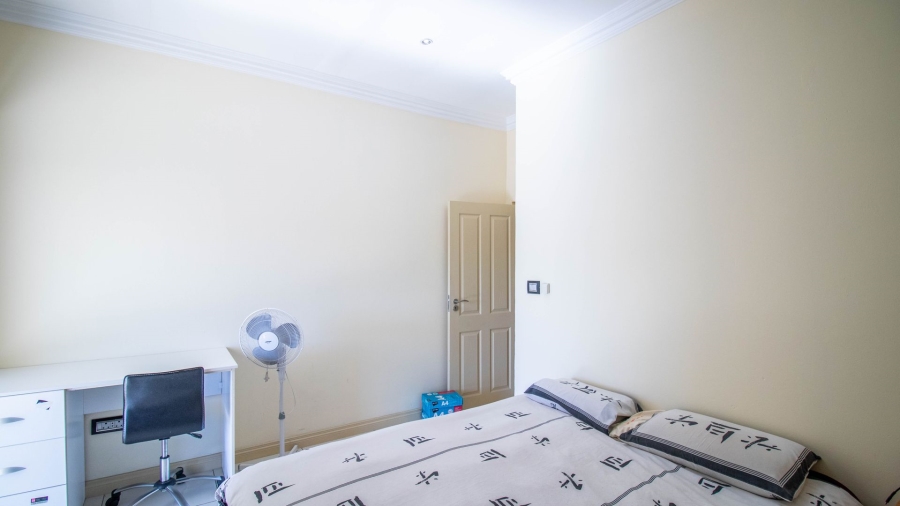 5 Bedroom Property for Sale in Kyalami Glen Estate Gauteng