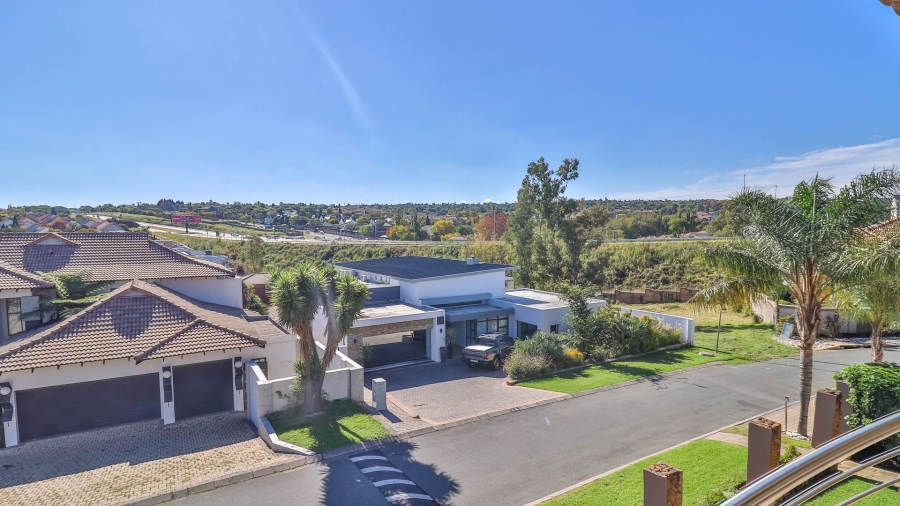 5 Bedroom Property for Sale in Kyalami Glen Estate Gauteng