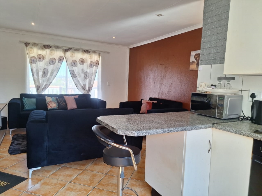 2 Bedroom Property for Sale in Rensburg Gauteng