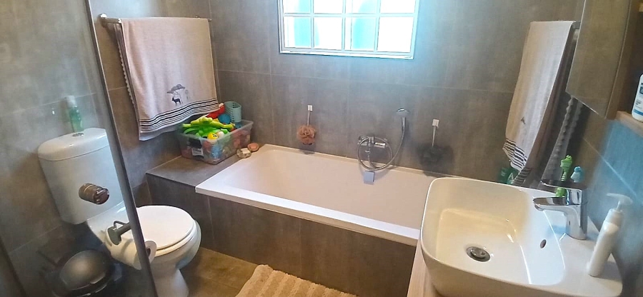2 Bedroom Property for Sale in Henley on Klip Gauteng