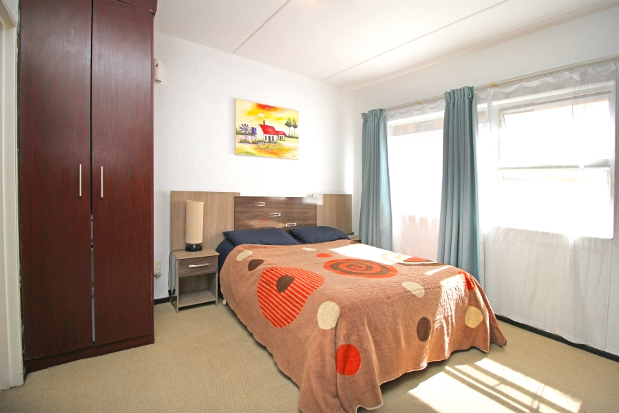 1 Bedroom Property for Sale in Ferndale Gauteng