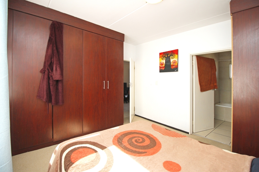 1 Bedroom Property for Sale in Ferndale Gauteng