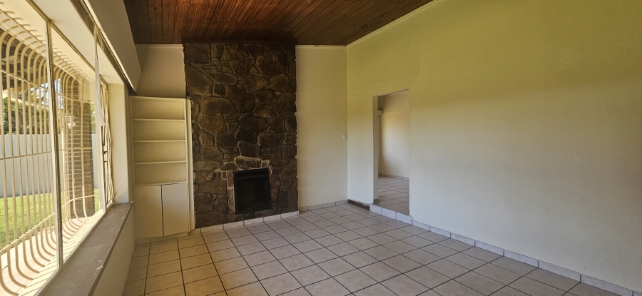3 Bedroom Property for Sale in Edenvale Central Gauteng