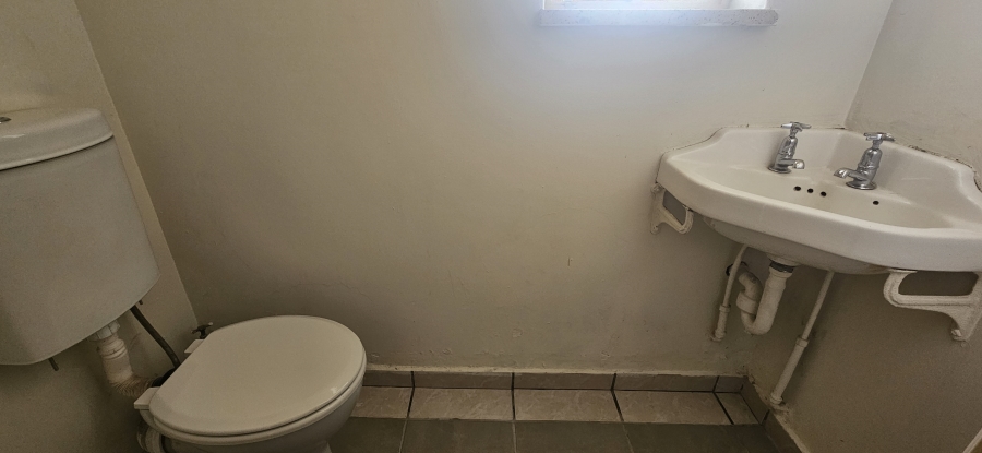 3 Bedroom Property for Sale in Edenvale Central Gauteng