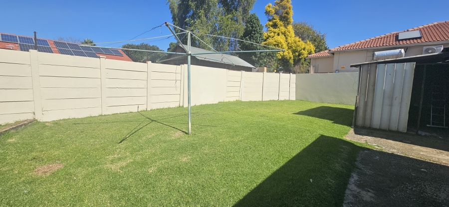 3 Bedroom Property for Sale in Edenvale Central Gauteng