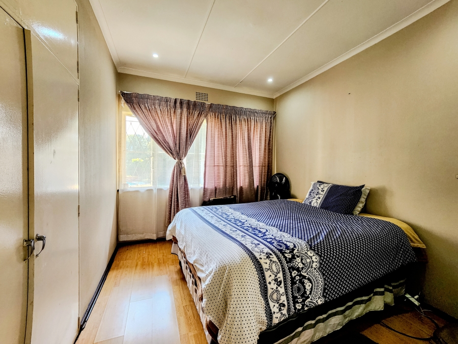 4 Bedroom Property for Sale in Constantia Kloof Gauteng