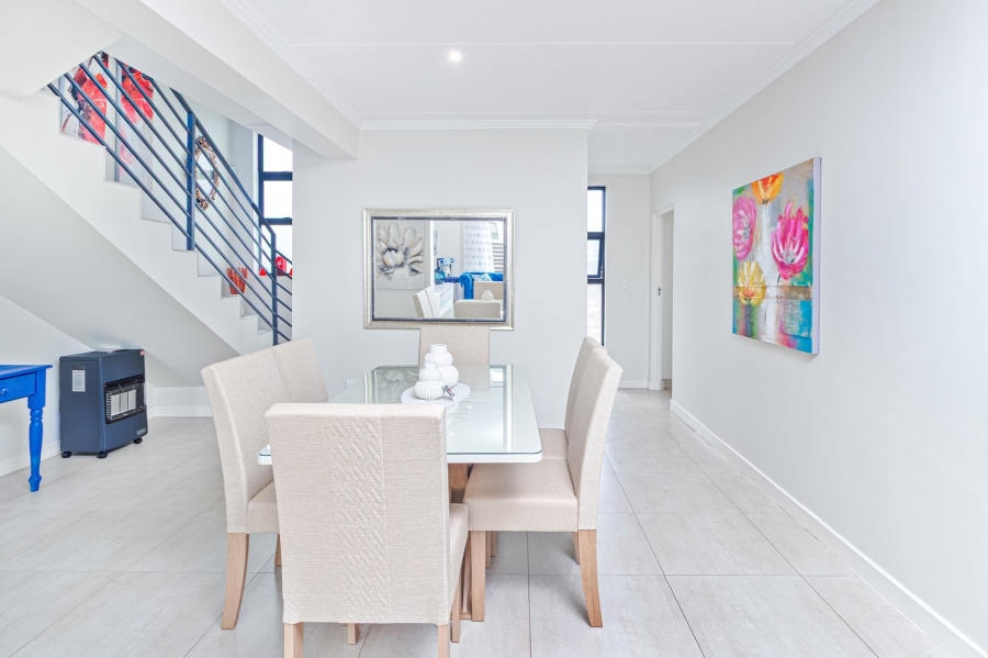 3 Bedroom Property for Sale in Amorosa Gauteng