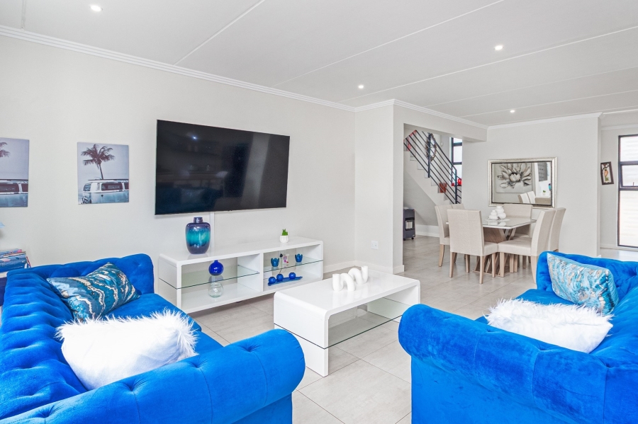 3 Bedroom Property for Sale in Amorosa Gauteng