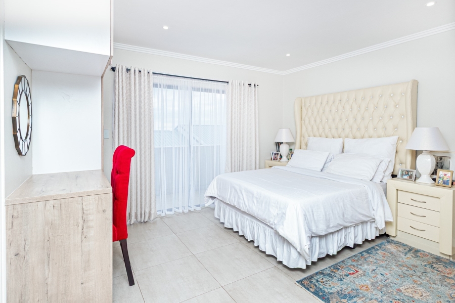 3 Bedroom Property for Sale in Amorosa Gauteng