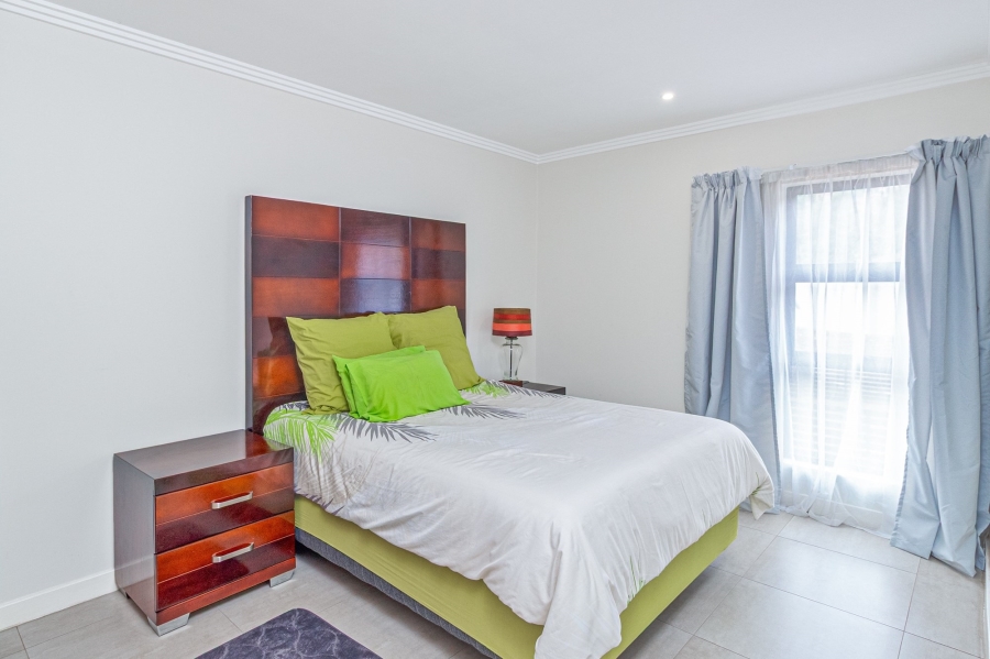 3 Bedroom Property for Sale in Amorosa Gauteng