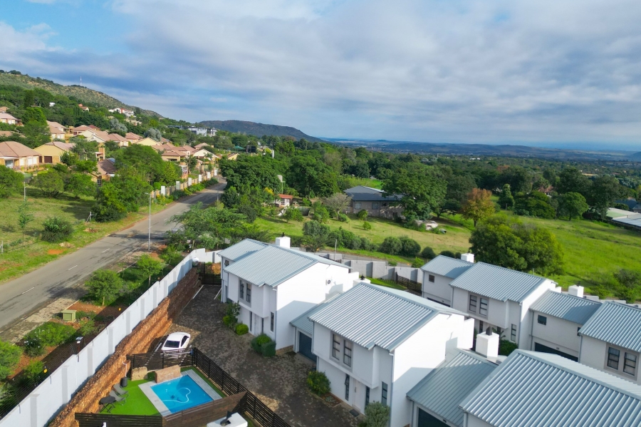 3 Bedroom Property for Sale in Amorosa Gauteng
