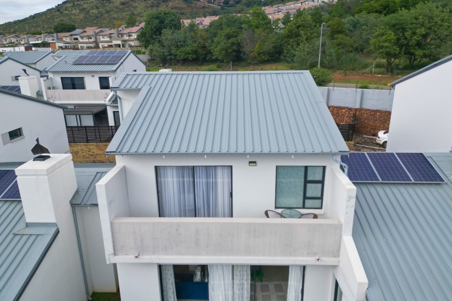 3 Bedroom Property for Sale in Amorosa Gauteng