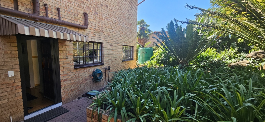 3 Bedroom Property for Sale in New Redruth Gauteng