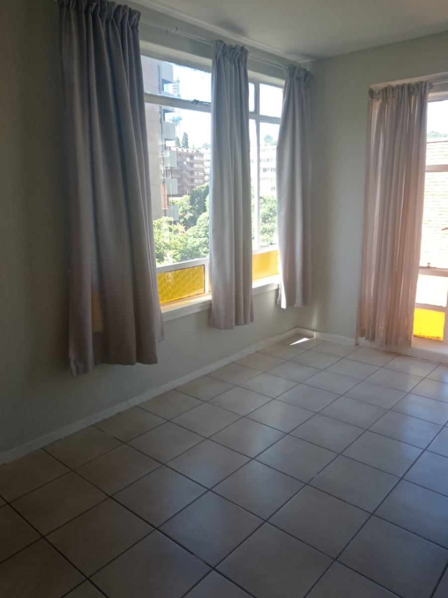 2 Bedroom Property for Sale in Sunnyside Gauteng
