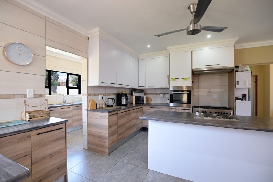 4 Bedroom Property for Sale in Sable Hills Gauteng
