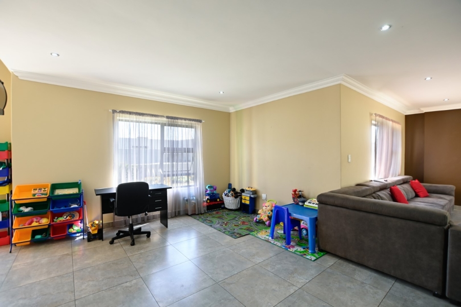 4 Bedroom Property for Sale in Sable Hills Gauteng