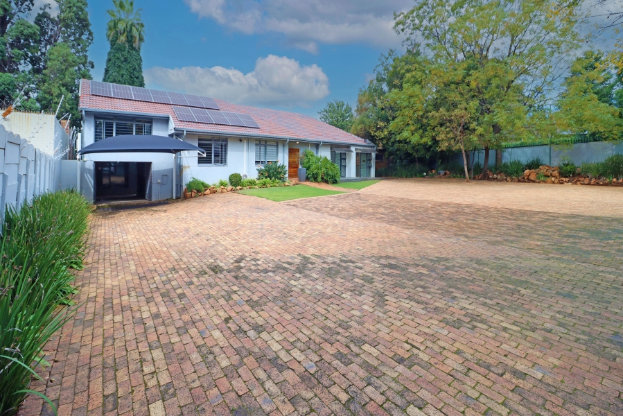 4 Bedroom Property for Sale in Fairmount Gauteng