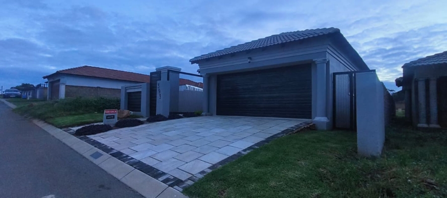 3 Bedroom Property for Sale in Munsieville South Gauteng