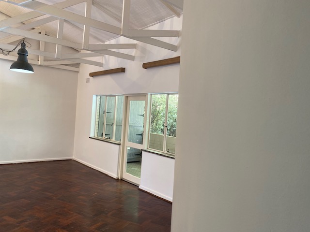 To Let 2 Bedroom Property for Rent in Illovo Gauteng