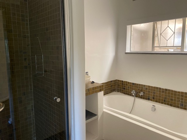 To Let 2 Bedroom Property for Rent in Illovo Gauteng
