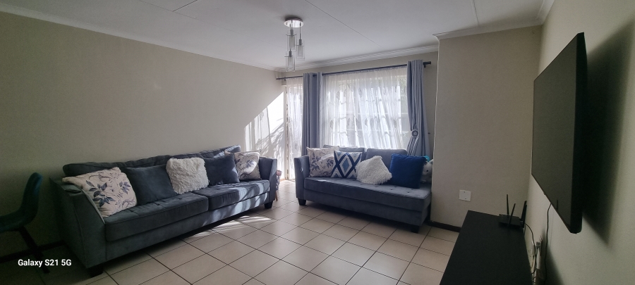 3 Bedroom Property for Sale in Erasmuskloof Gauteng