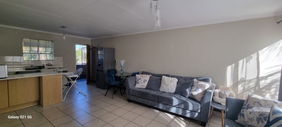 3 Bedroom Property for Sale in Erasmuskloof Gauteng