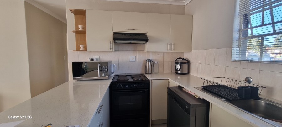 3 Bedroom Property for Sale in Erasmuskloof Gauteng