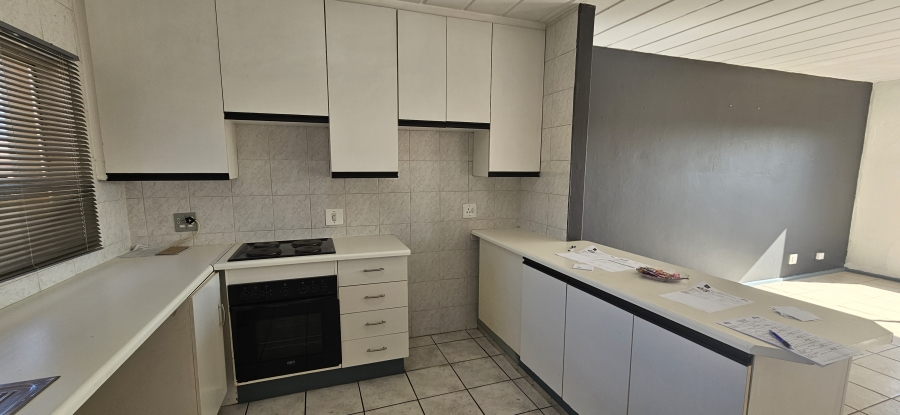 2 Bedroom Property for Sale in Randhart Gauteng