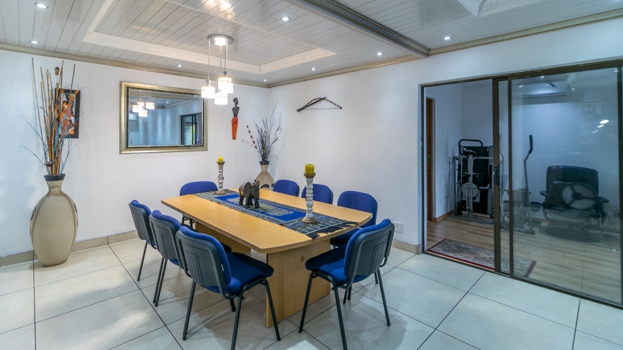 4 Bedroom Property for Sale in Cresta Gauteng