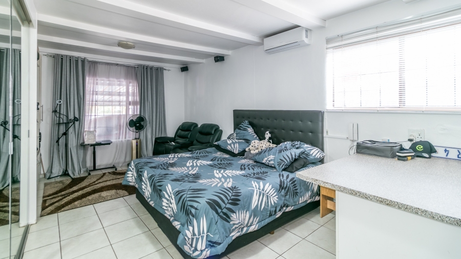 4 Bedroom Property for Sale in Cresta Gauteng