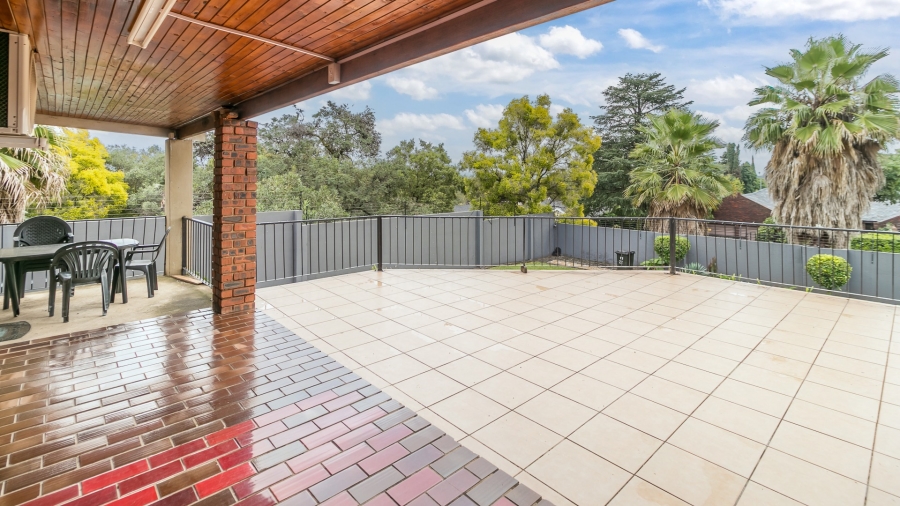 4 Bedroom Property for Sale in Cresta Gauteng