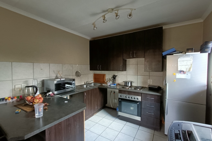2 Bedroom Property for Sale in Noordwyk Gauteng